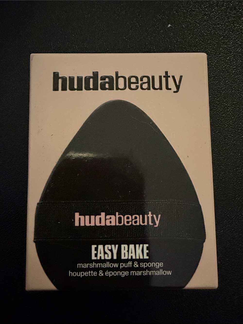 HUDA BEAUTY Easy Bake Marshmallow Puff & Sponge - Black and Pink